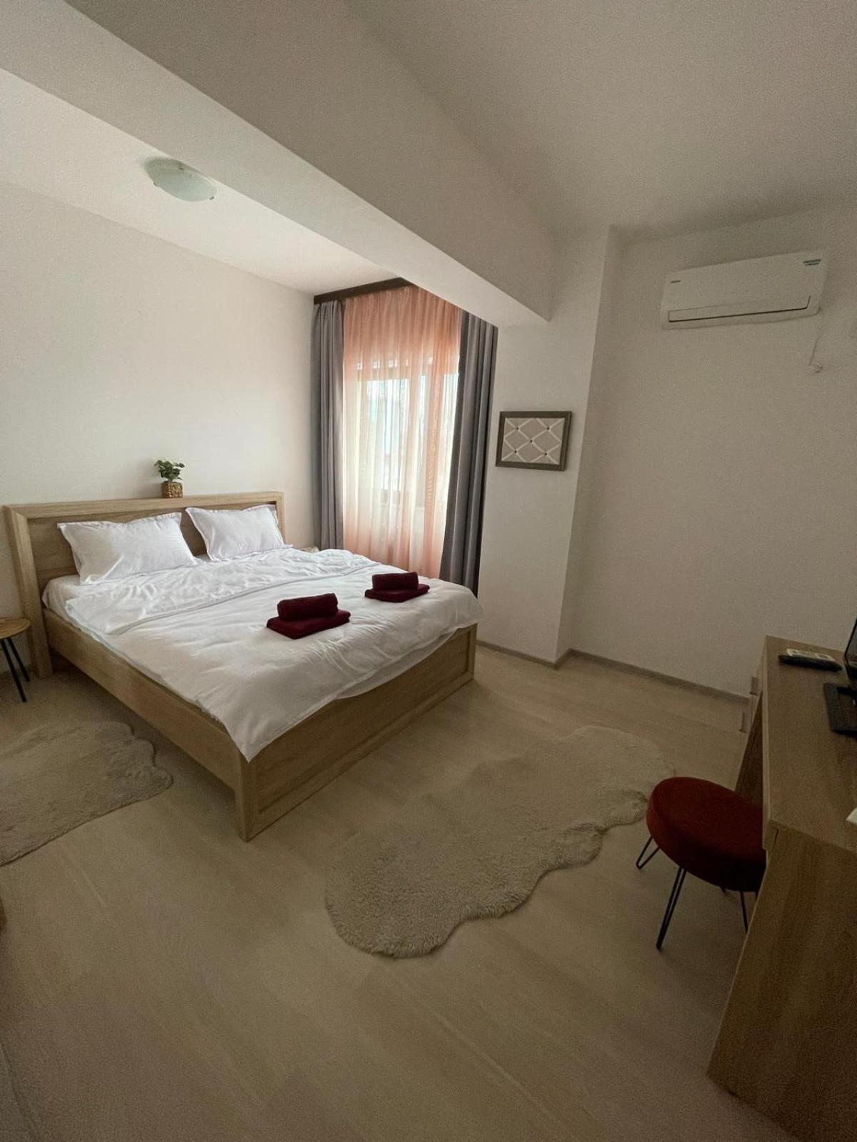 Urban Nest- Apartament Cu 2 Camere, Aproape De Iulius Mall ヤシ エクステリア 写真