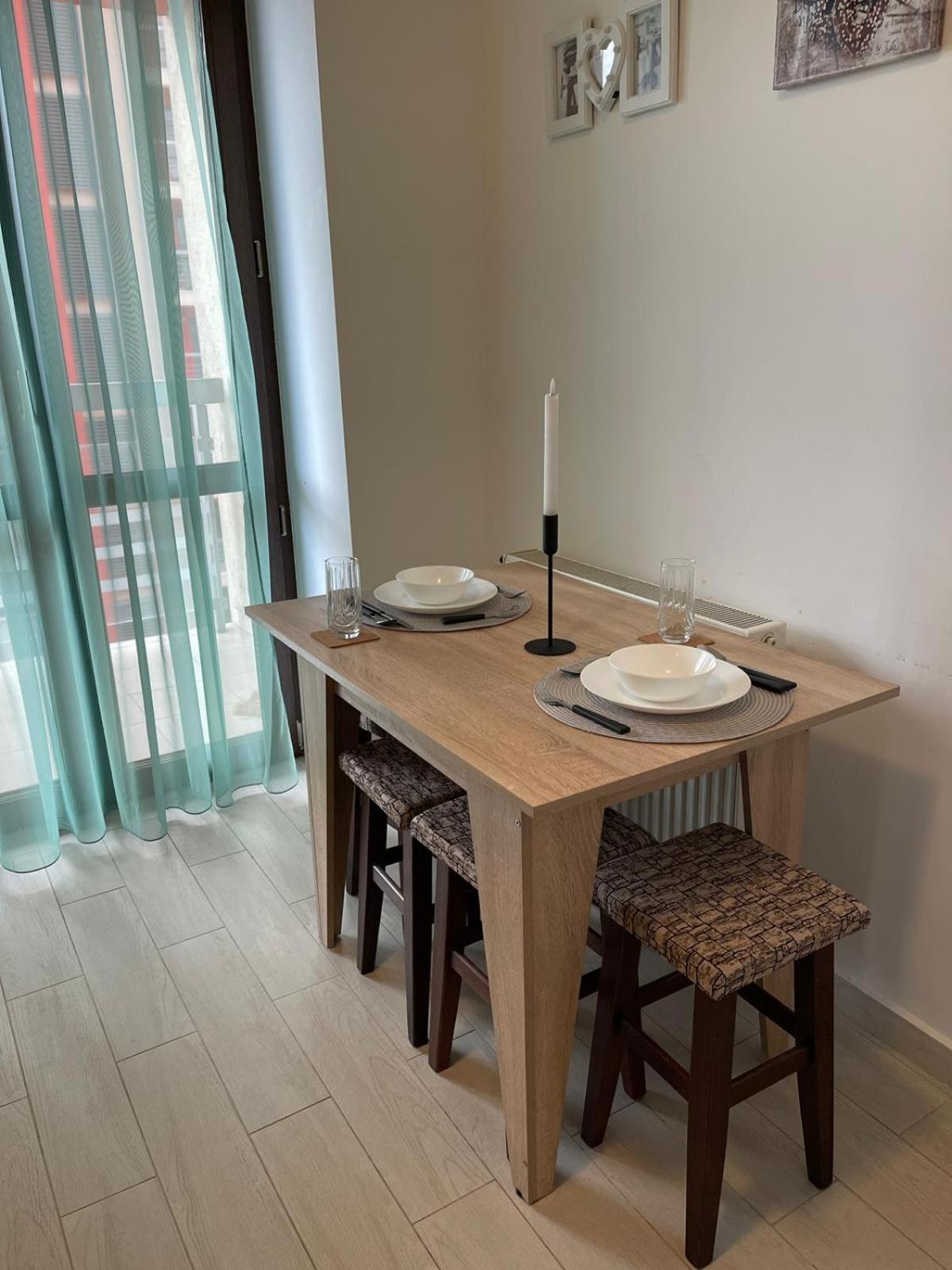 Urban Nest- Apartament Cu 2 Camere, Aproape De Iulius Mall ヤシ エクステリア 写真
