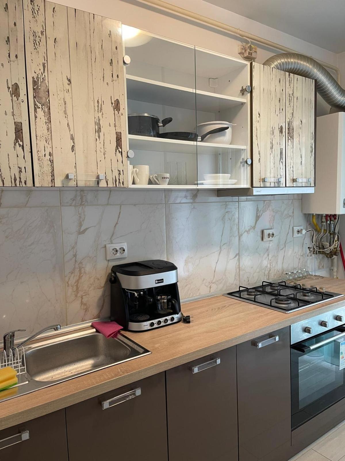 Urban Nest- Apartament Cu 2 Camere, Aproape De Iulius Mall ヤシ エクステリア 写真