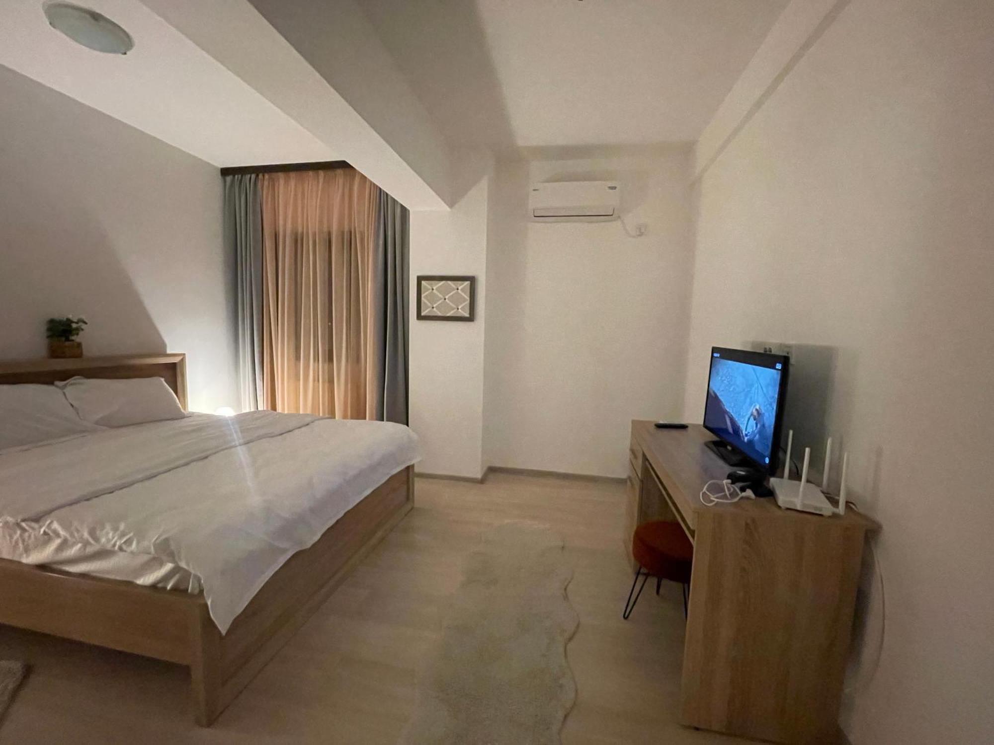 Urban Nest- Apartament Cu 2 Camere, Aproape De Iulius Mall ヤシ エクステリア 写真